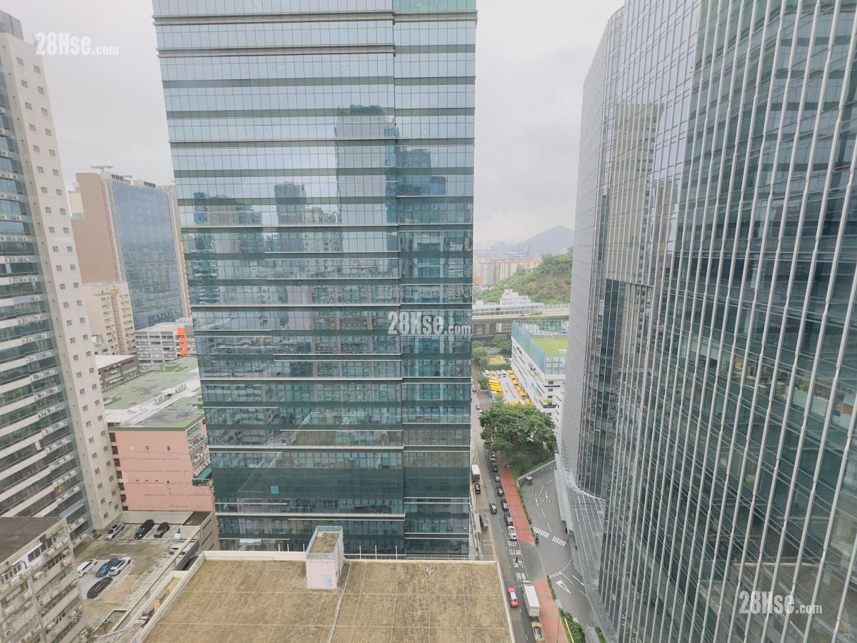 Centre 600 Sell 1 Toilet 546 ft²