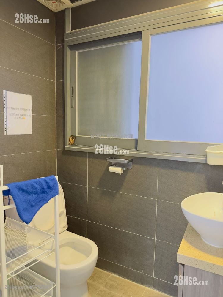 Centre 600 Sell 1 Toilet 546 ft²