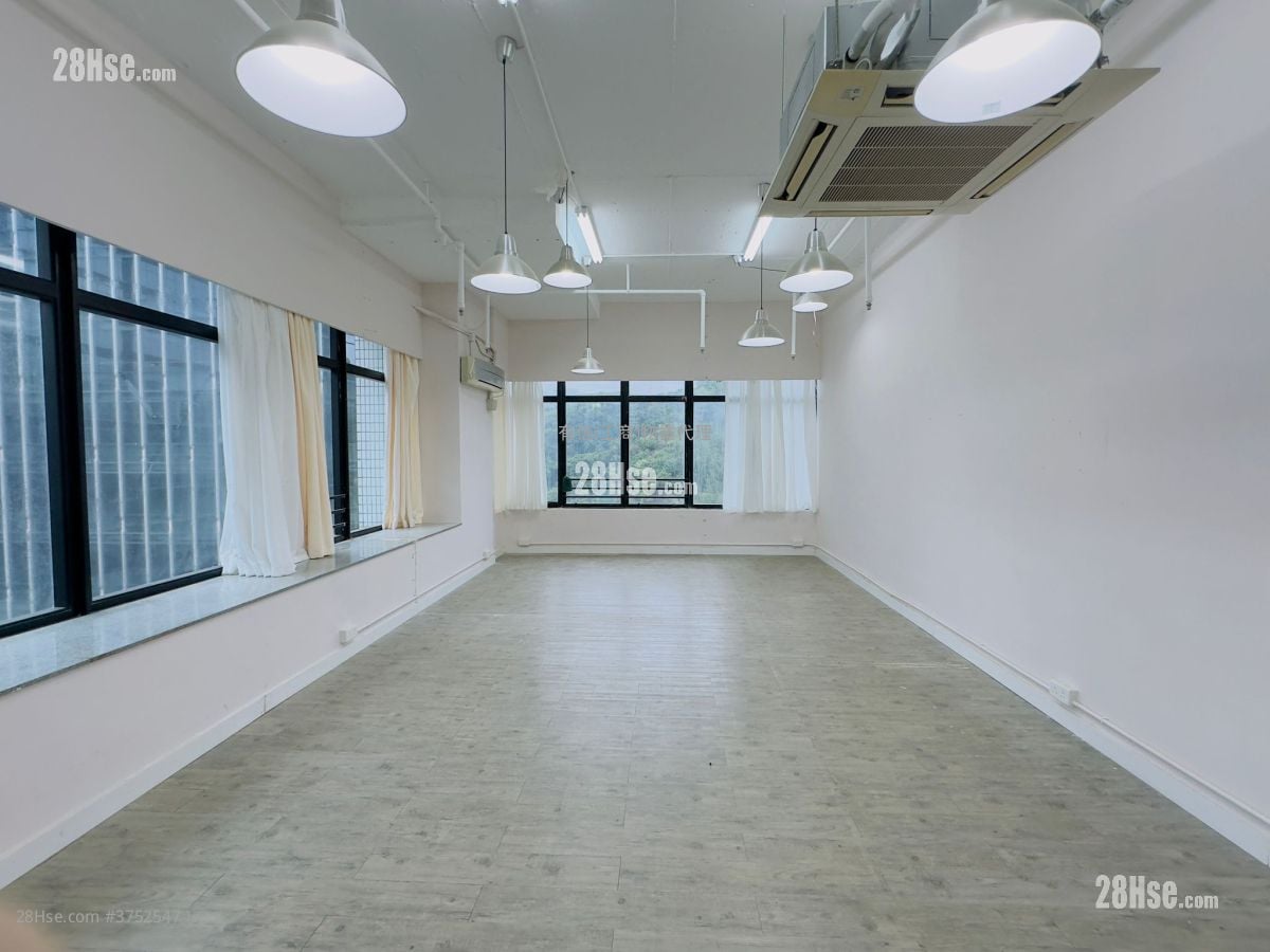 Centre 600 Sell 1 Toilet 546 ft²