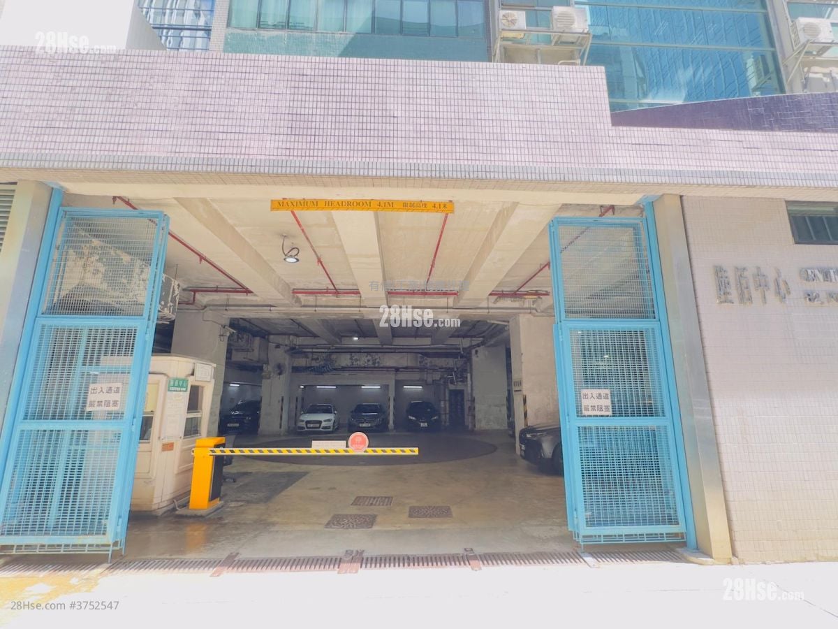 Centre 600 Sell 1 Toilet 546 ft²