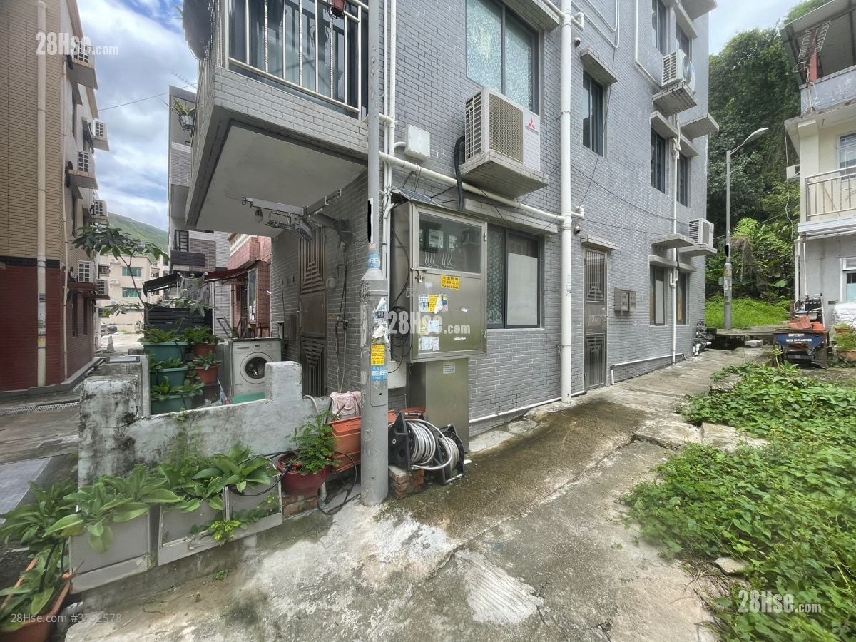 村屋 售盤 2 房 , 1 浴室 400 平方呎