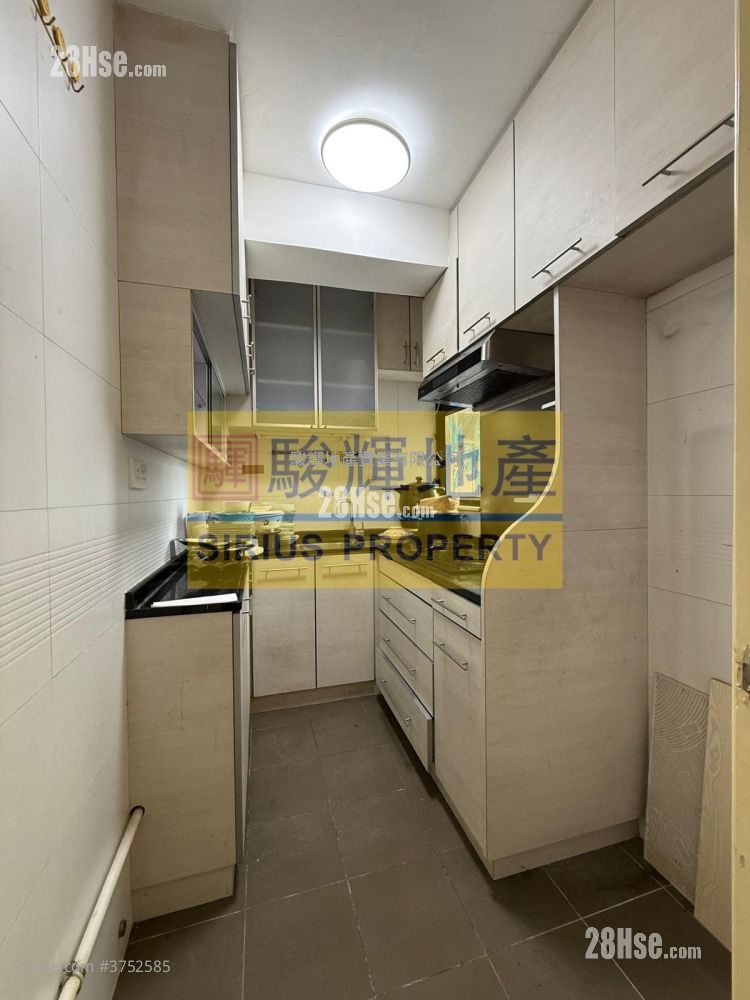 骏发花园 售盘 2 房 , 1 浴室 478 平方尺