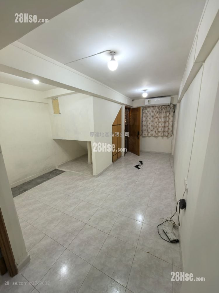 村屋 租盘 1 房 , 1 浴室 350 平方尺