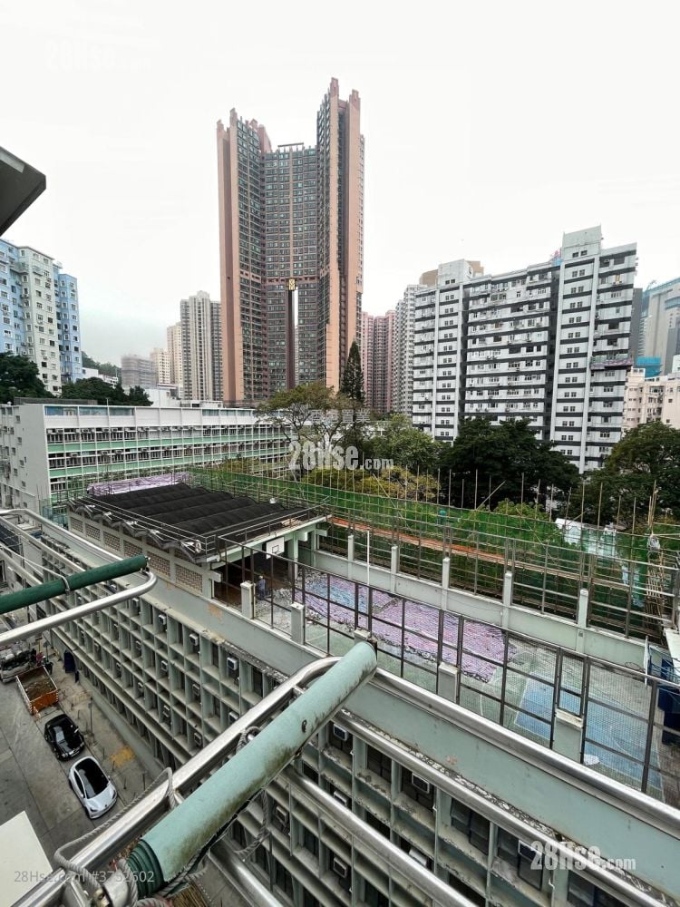 嘉安苑 售盤 2 房 , 1 浴室 347 平方呎