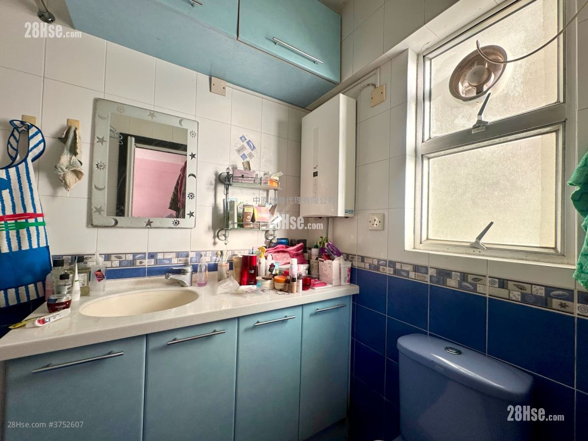 Belvedere Garden Sell 3 Bedrooms , 2 Bathrooms 668 ft²