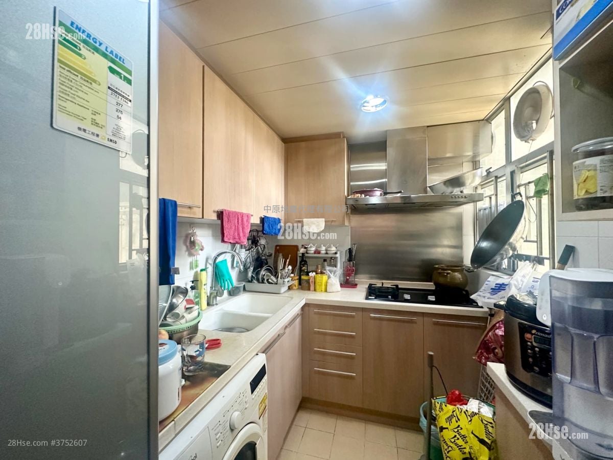 Belvedere Garden Sell 3 Bedrooms , 2 Bathrooms 668 ft²