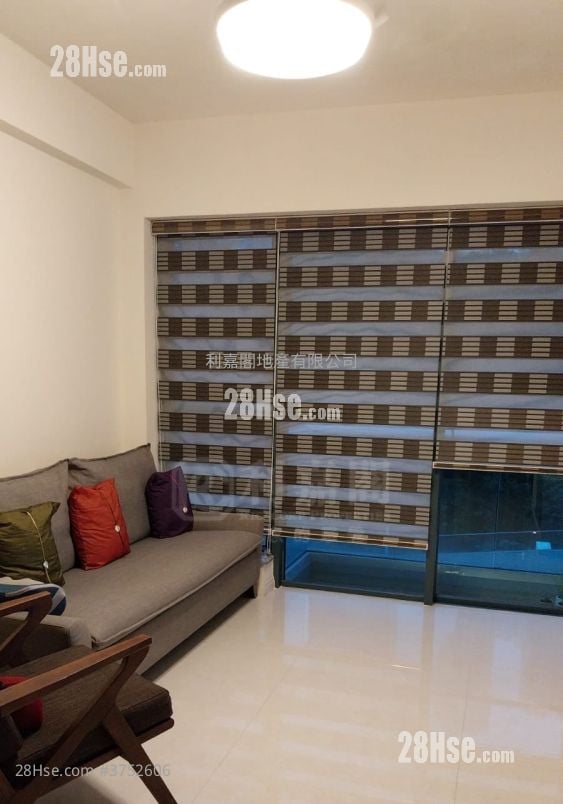 Mont Vert Sell 3 Bedrooms , 2 Bathrooms 735 ft²