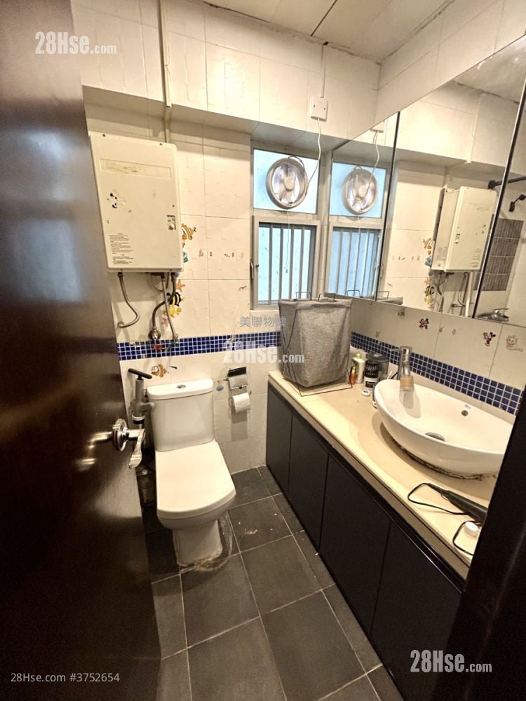 鉅發大廈 售盤 2 房 453 平方呎