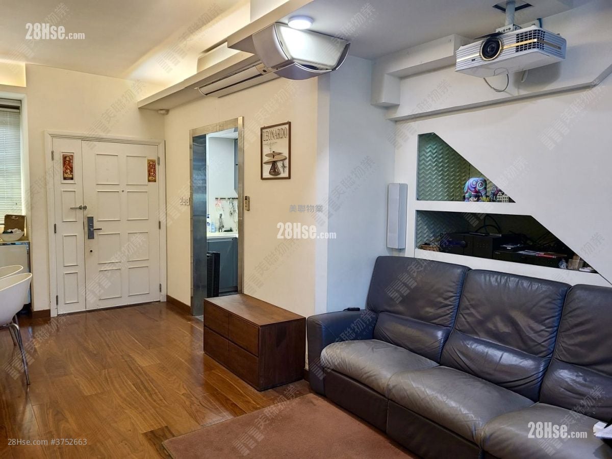 Seasons Villas Sell 3 Bedrooms 933 ft²