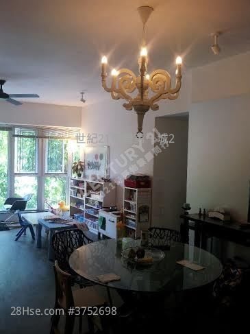 Symphony Bay Sell 3 Bedrooms , 2 Bathrooms 1,031 ft²