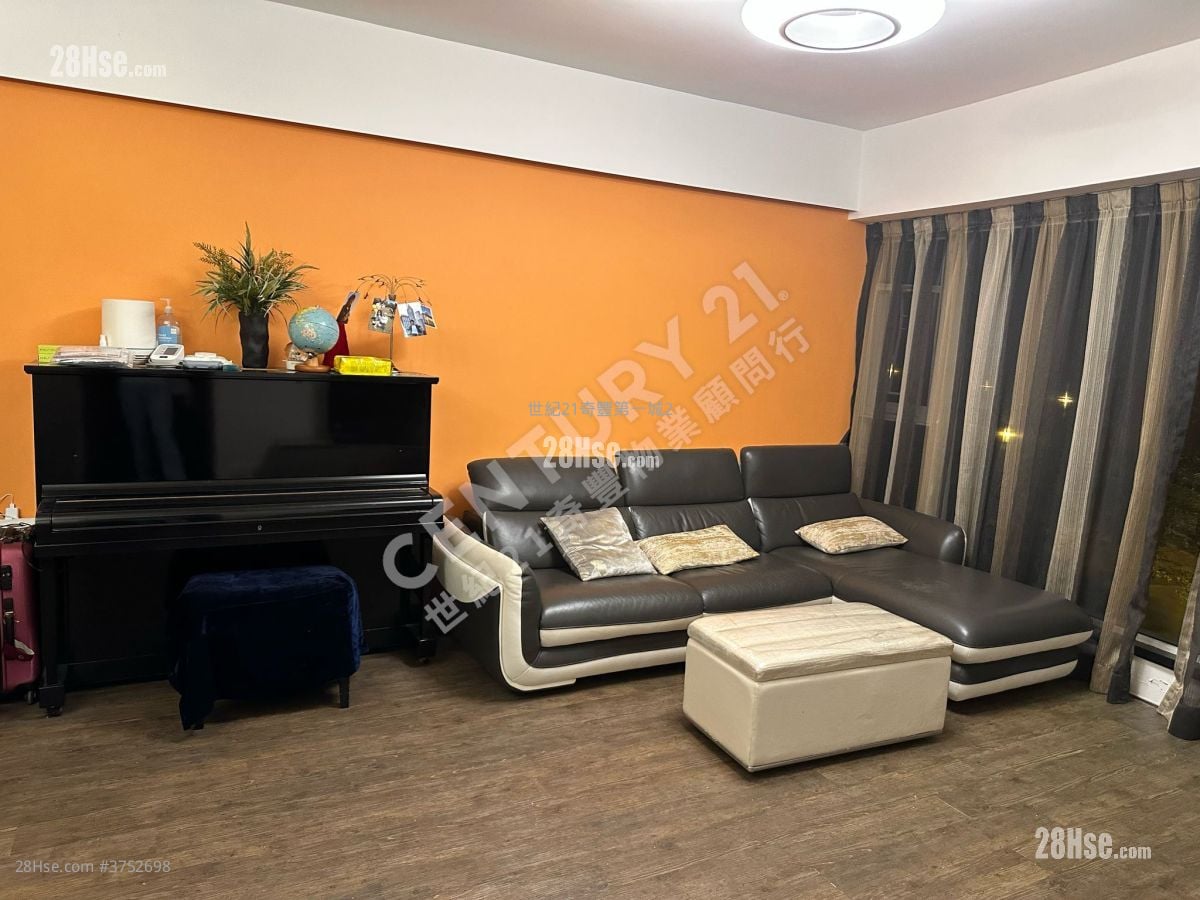 Symphony Bay Sell 3 Bedrooms , 2 Bathrooms 1,031 ft²