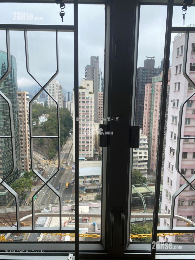 昌明大廈 租盤 2 房 374 平方呎