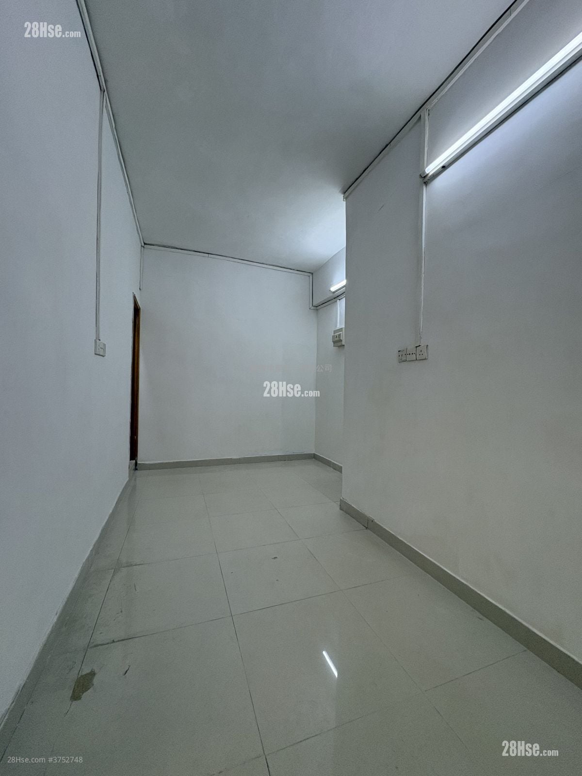 万安街25号 租盘 2 房 , 1 浴室 360 平方尺