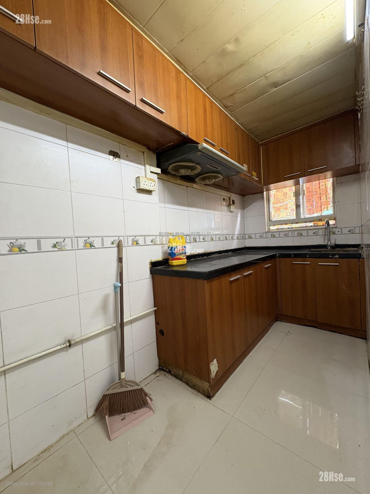 万安街25号 租盘 2 房 , 1 浴室 360 平方尺