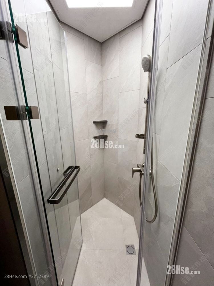 飞扬 售盘 1 房 , 1 浴室 264 平方尺