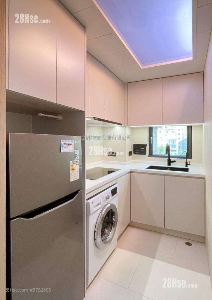 Wo On Building Sell 1 Bedroom , 1 Bathroom 274 ft²