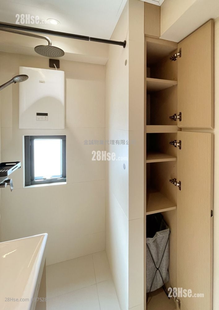 Wo On Building Sell 1 Bedroom , 1 Bathroom 274 ft²