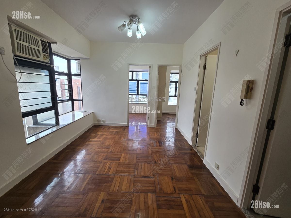 Scenery Court Sell 2 Bedrooms , 1 Bathroom 369 ft²