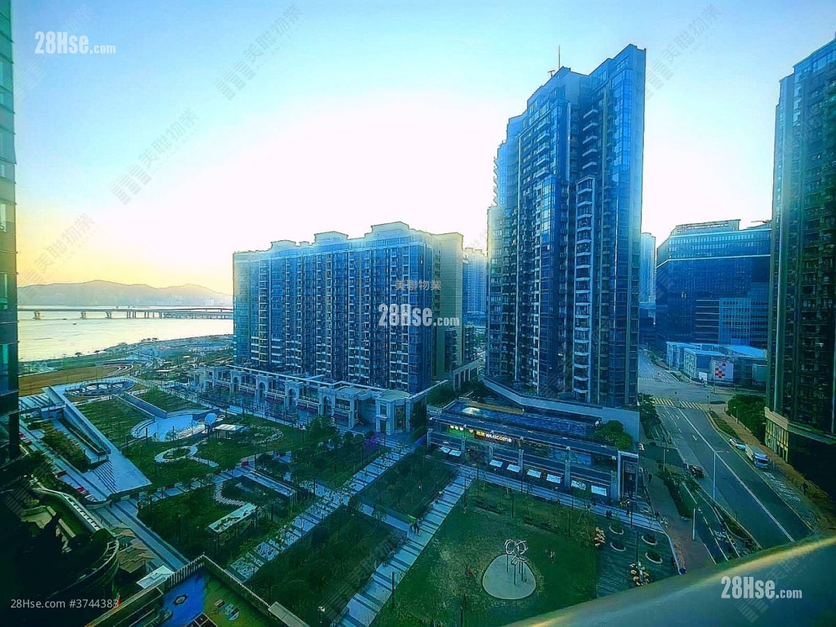 Twin Peaks Sell 3 Bedrooms 819 ft²