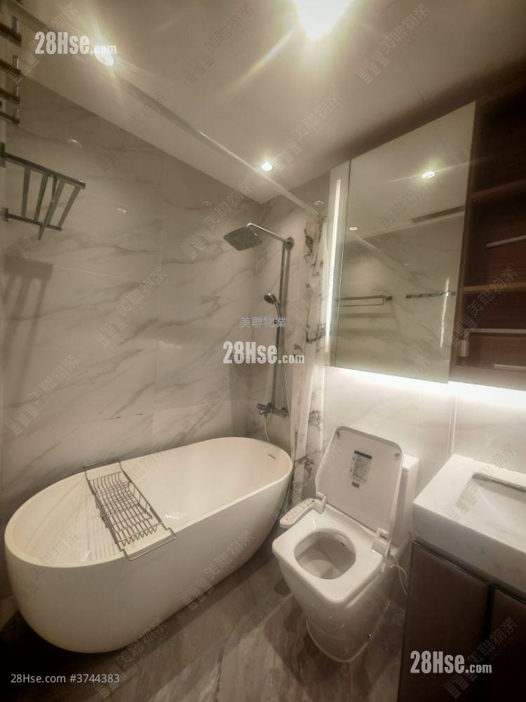 Twin Peaks Sell 3 Bedrooms 819 ft²