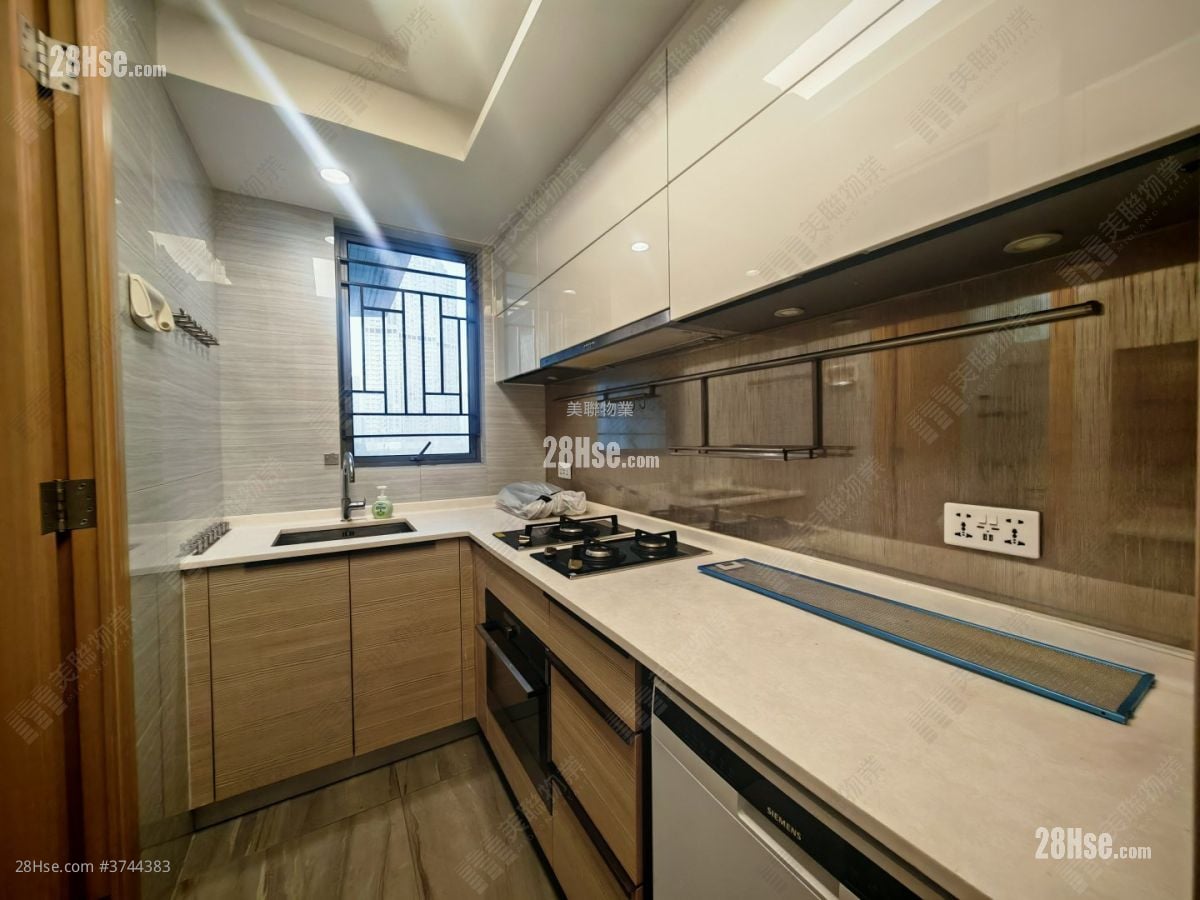 Twin Peaks Sell 3 Bedrooms 819 ft²