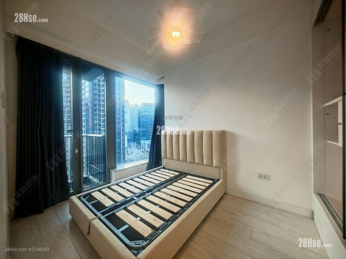 Twin Peaks Sell 3 Bedrooms 819 ft²