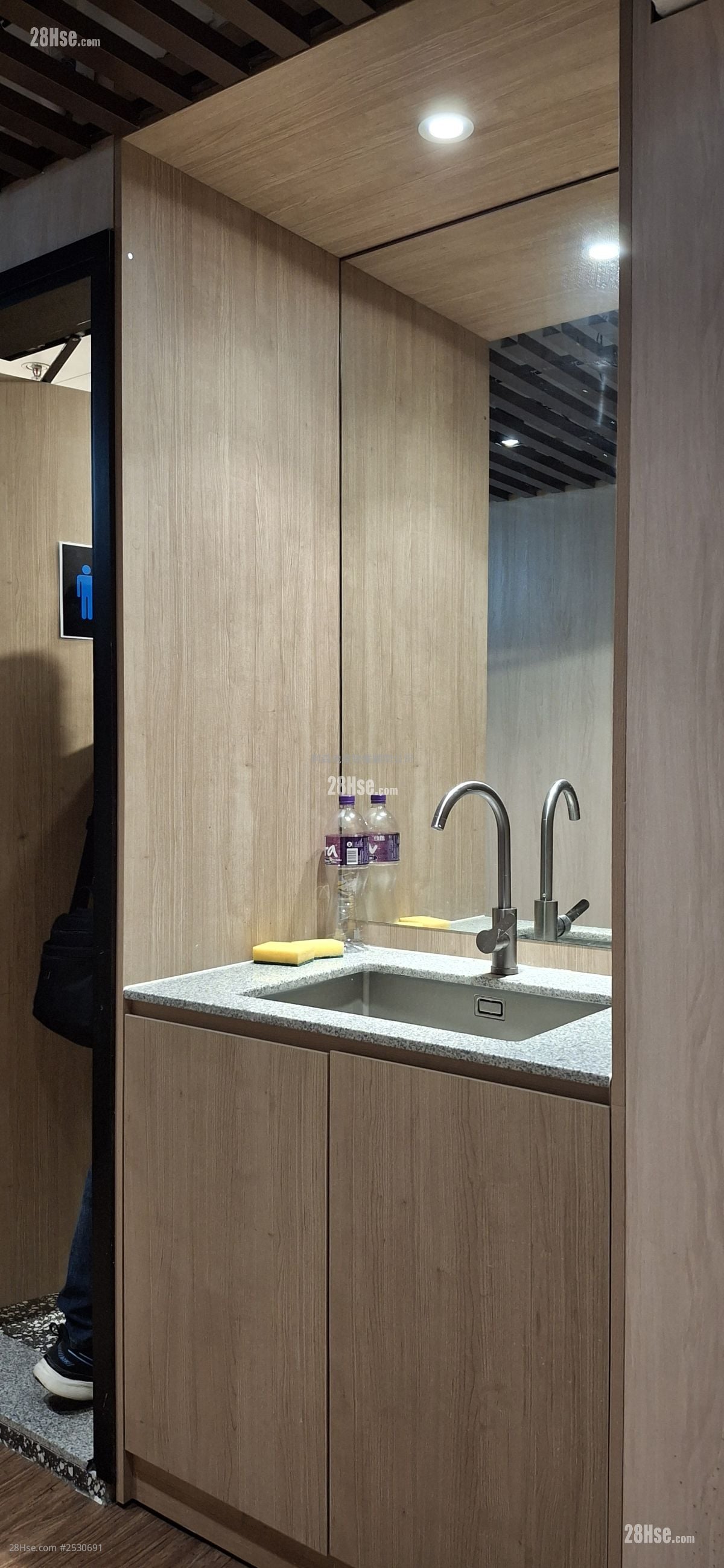 永济工业大厦 租盘