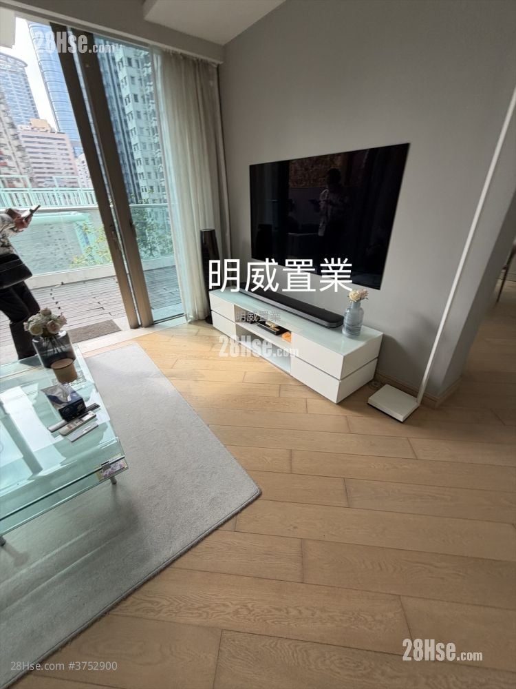 麥花臣匯 售盤 3 房 , 3 浴室 1,156 平方呎