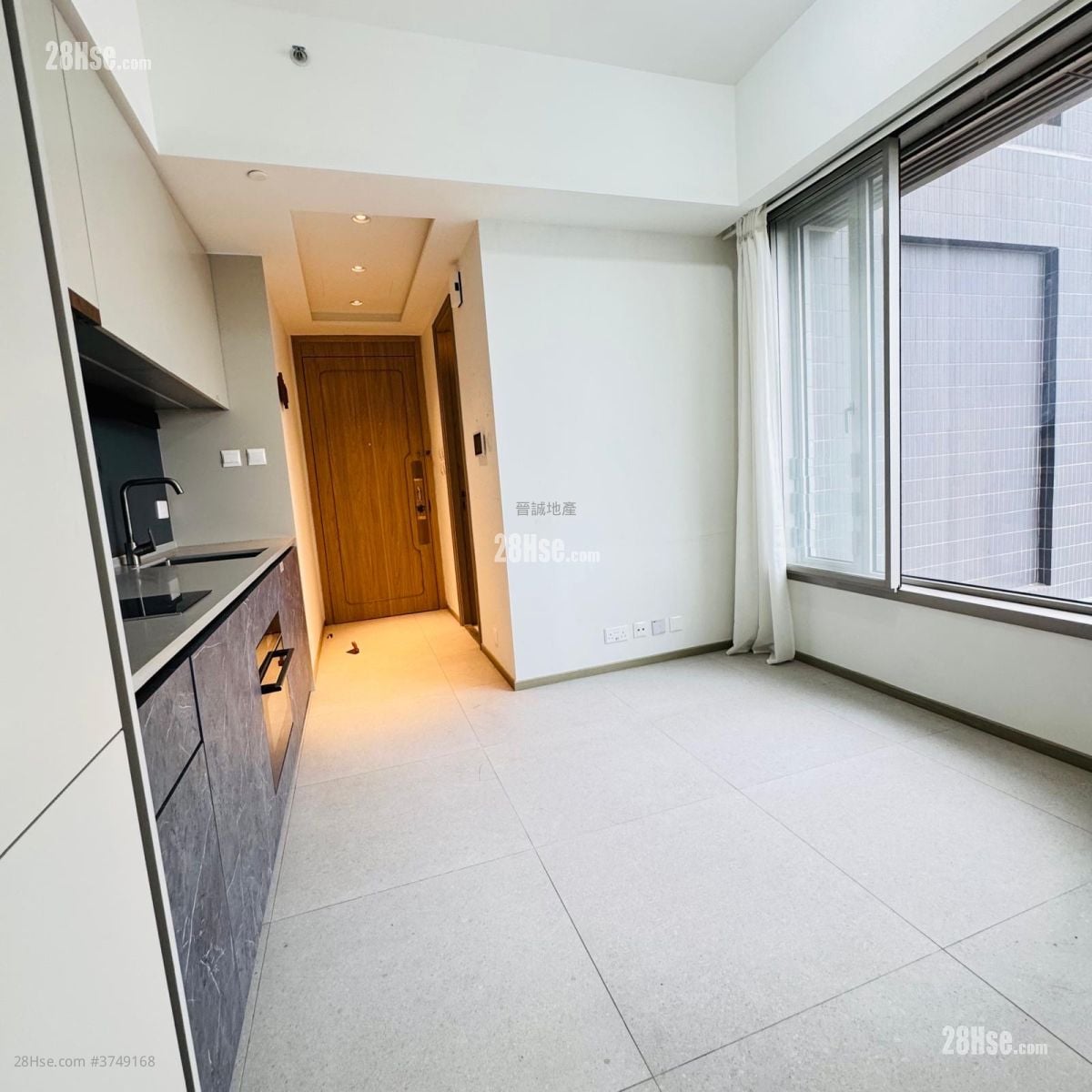 Grand Jeté Sell 1 Bedroom , 1 Bathroom 266 ft²