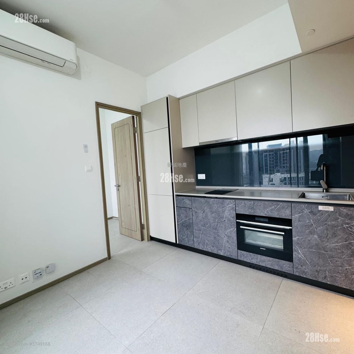 Grand Jeté Sell 1 Bedroom , 1 Bathroom 266 ft²