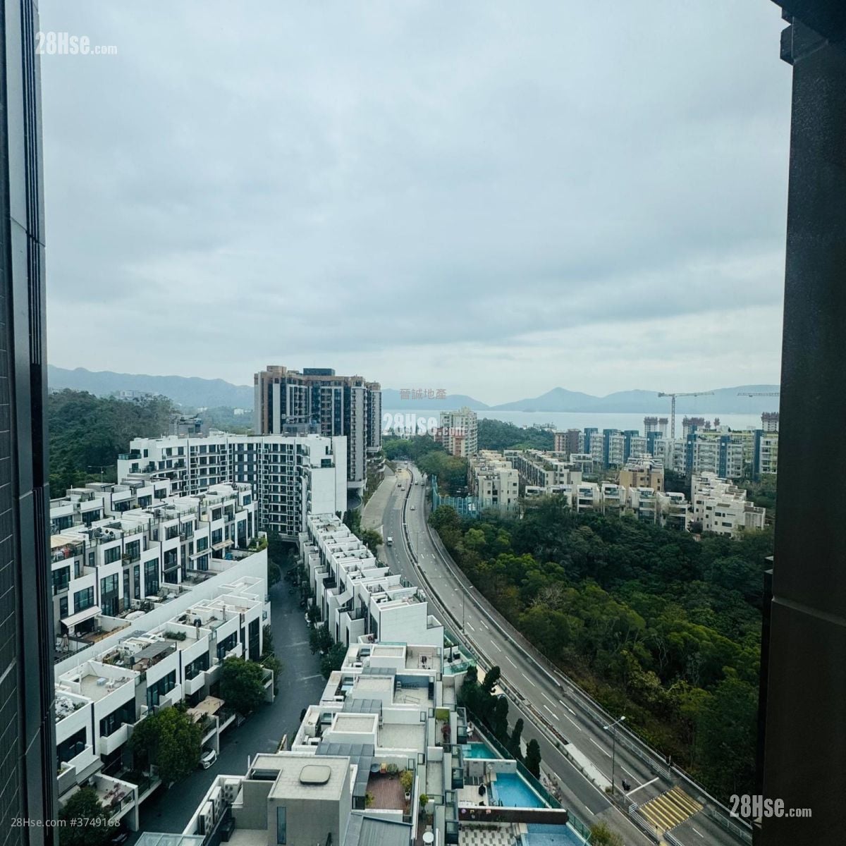 Grand Jeté Sell 1 Bedroom , 1 Bathroom 266 ft²