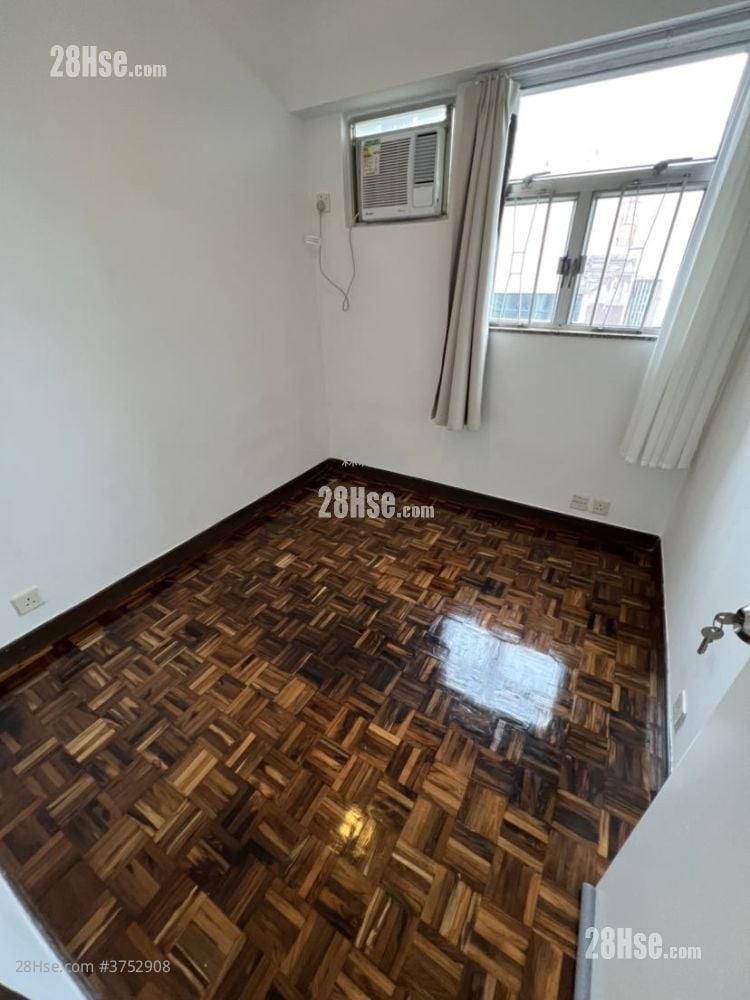 Po Fung Building Rental 3 Bedrooms , 1 Bathroom 491 ft²