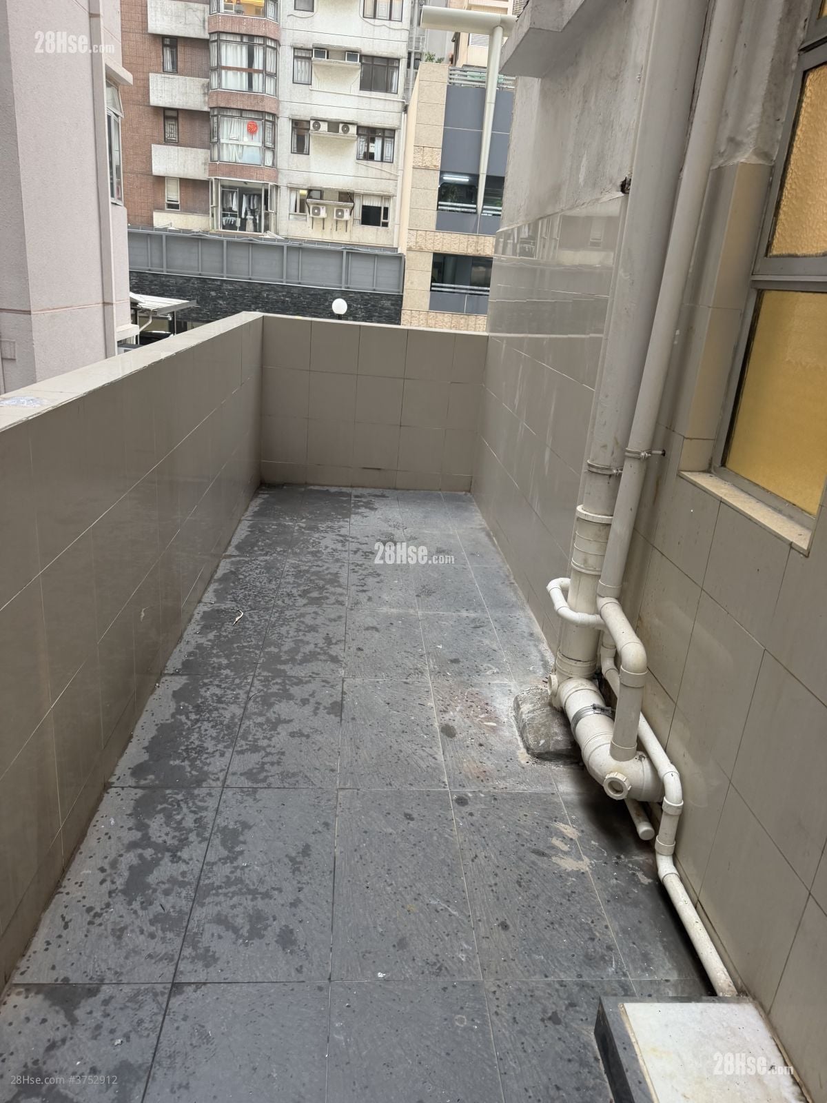 聚文樓 售盤 492 平方呎