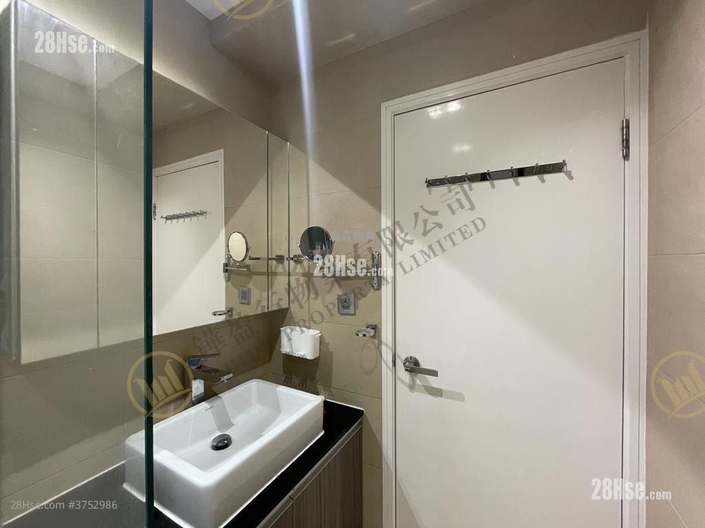 Fortress Metro Tower Sell 1 Bedroom , 1 Bathroom 396 ft²
