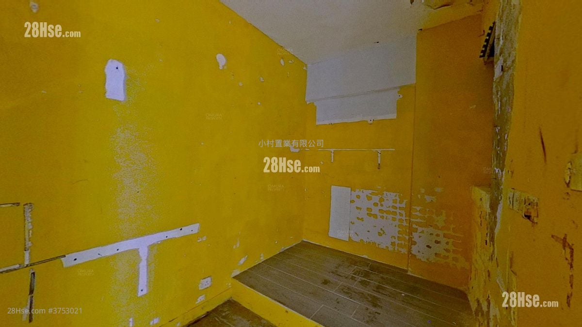 東發大廈 售盤 4 房 , 4 浴室 588 平方呎