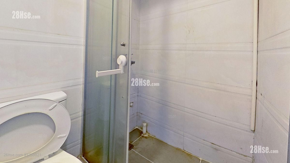 東發大廈 售盤 4 房 , 4 浴室 588 平方呎