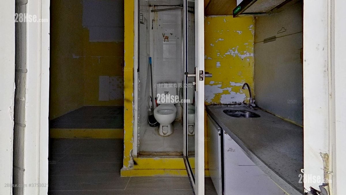 東發大廈 售盤 4 房 , 4 浴室 588 平方呎