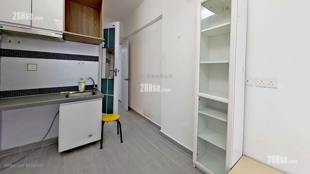 東發大廈 售盤 4 房 , 4 浴室 588 平方呎