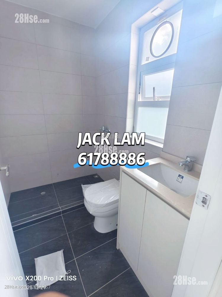 花心坑村 售盘 3 房 , 2 浴室 700 平方尺