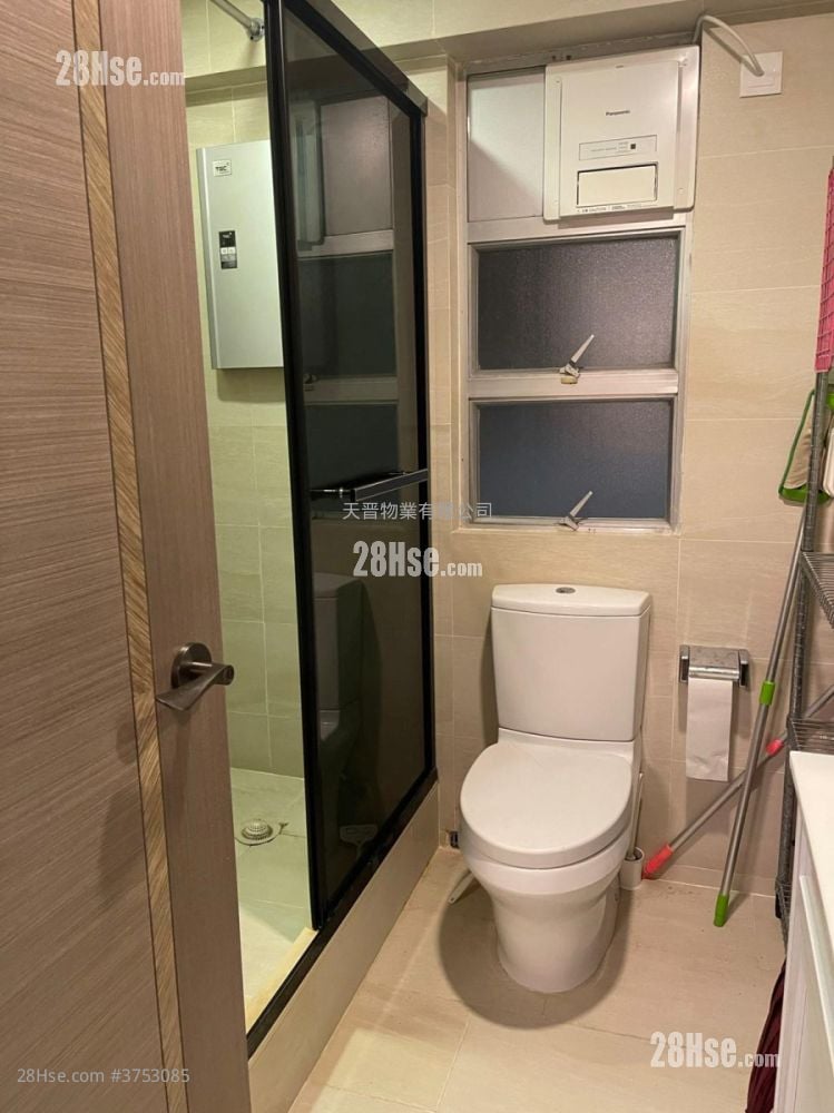 黄埔花园 售盘 3 房 , 2 浴室 732 平方尺