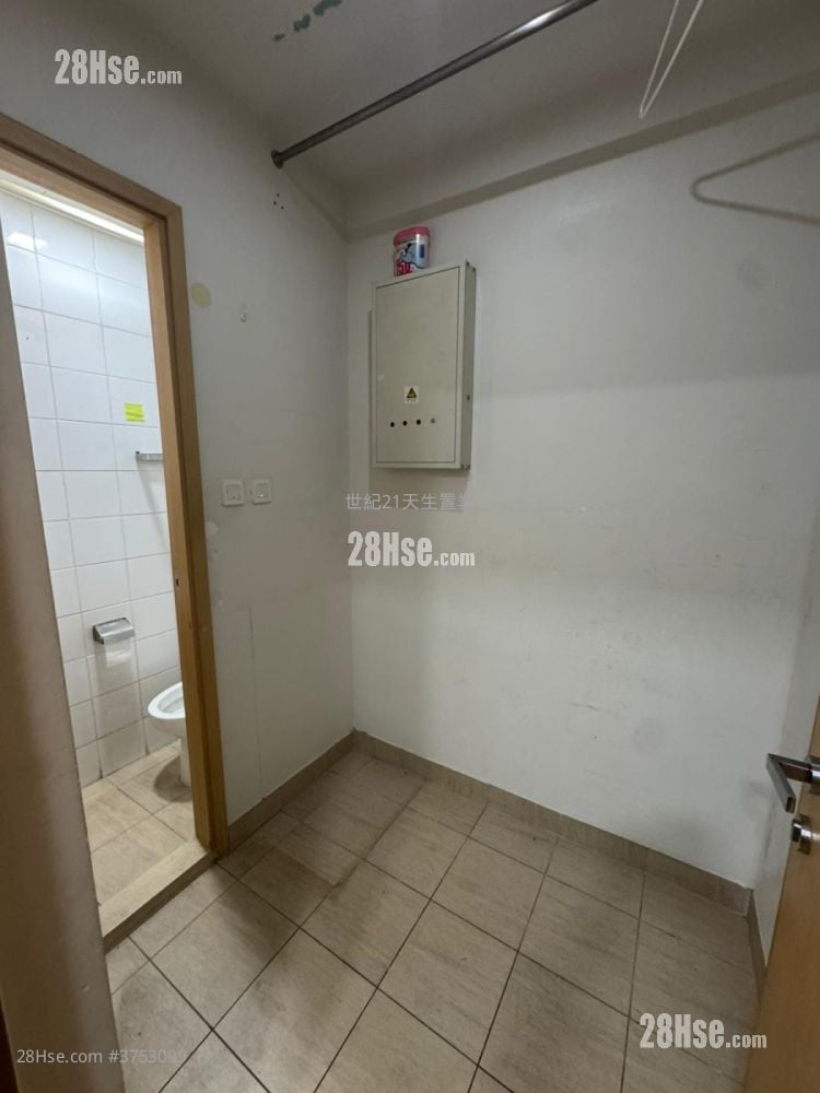 星堤 租盘 4 房 , 3 浴室 918 平方尺