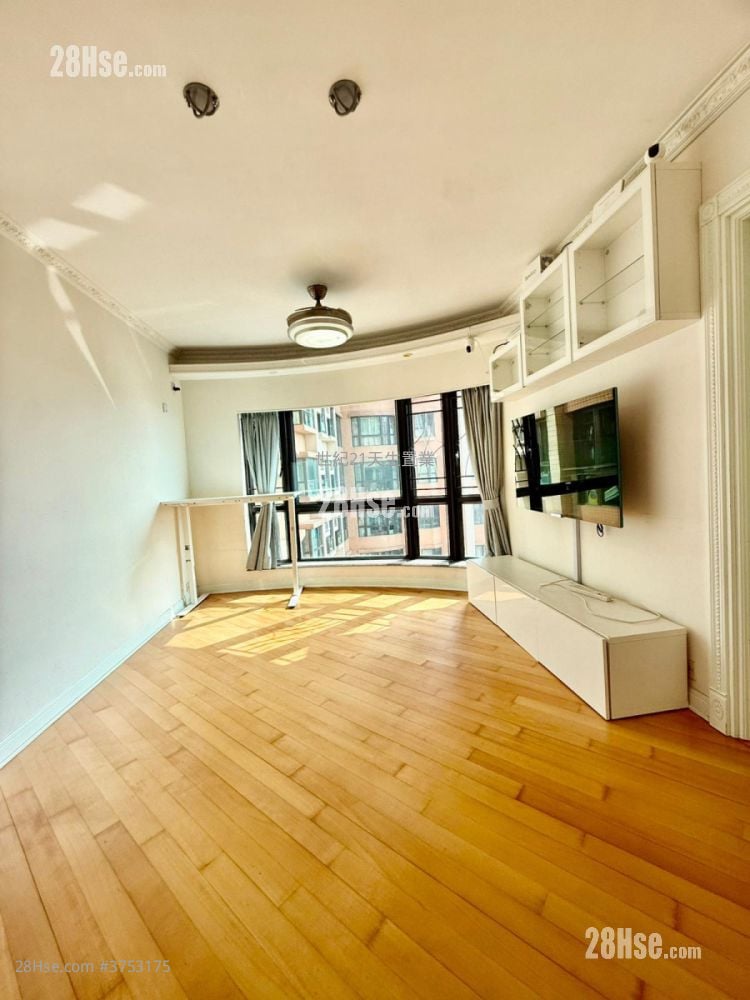 爱琴海岸 售盘 3 房 , 1 浴室 623 平方尺