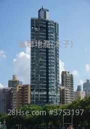 High Park Sell 3 Bedrooms , 2 Bathrooms 793 ft²