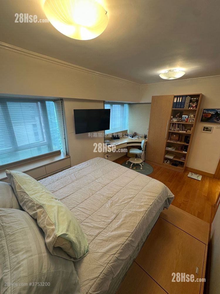 海逸豪園 售盤 2 房 , 1 浴室 546 平方呎