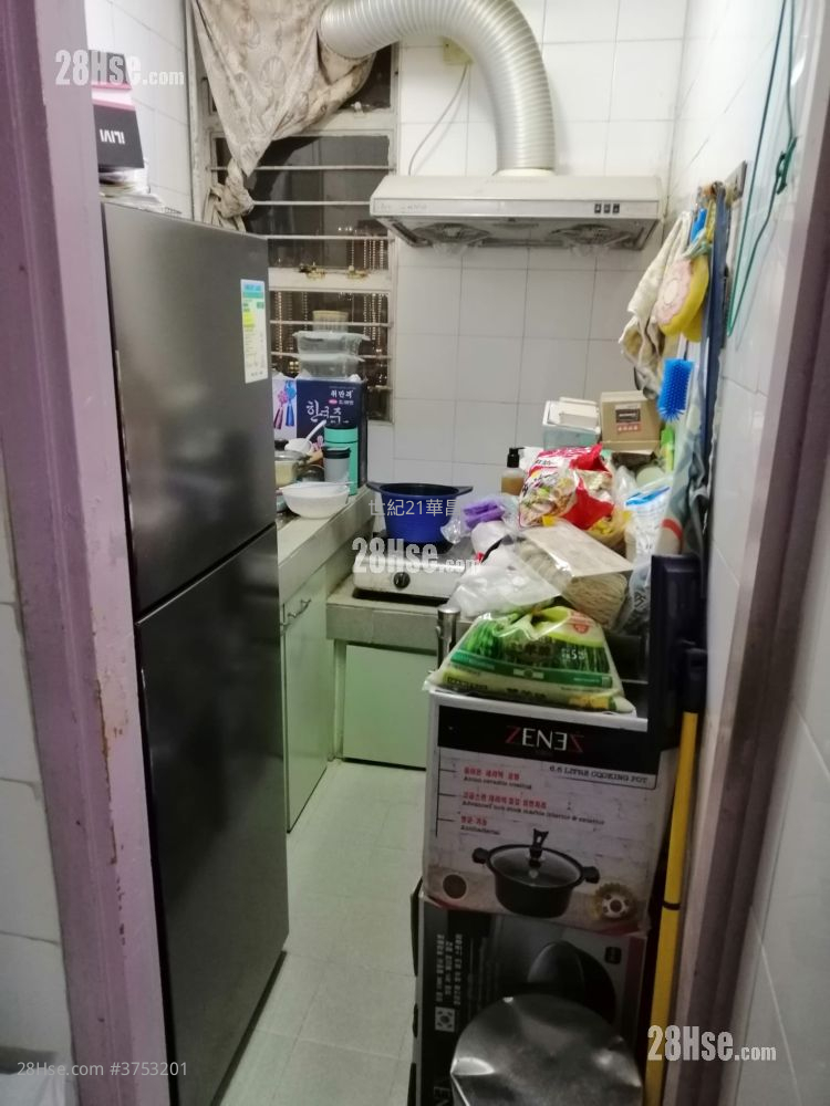 天平村 售盤 381 平方呎