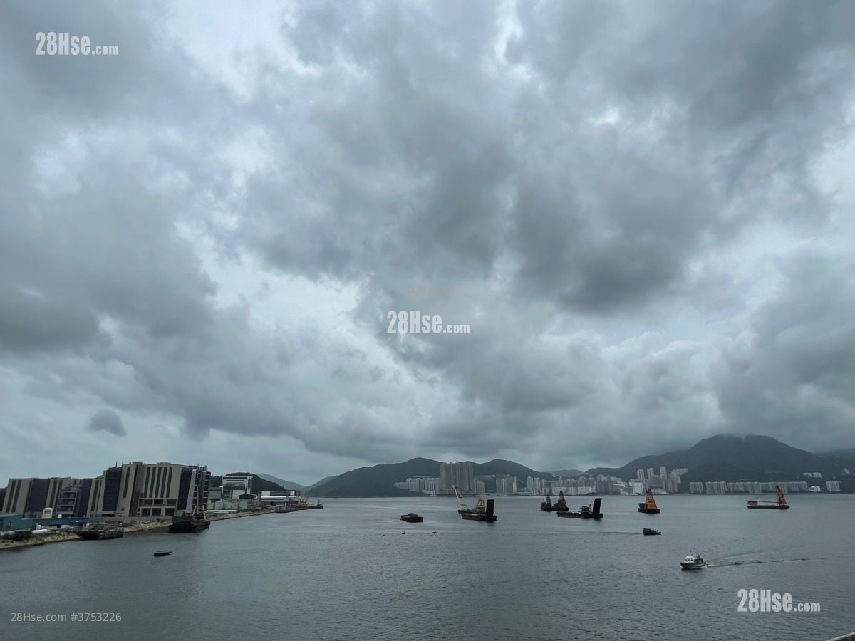 Lp6 Sell 2 Bedrooms , 1 Bathroom 425 ft²