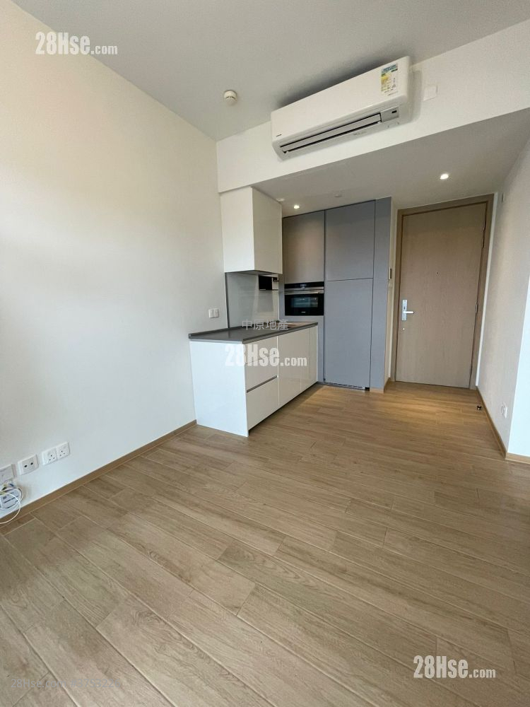 Lp6 Sell 2 Bedrooms , 1 Bathroom 425 ft²