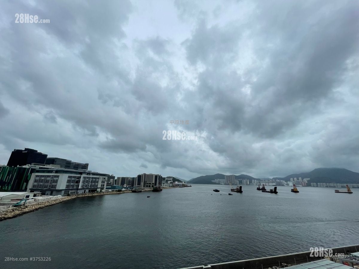 Lp6 Sell 2 Bedrooms , 1 Bathroom 425 ft²