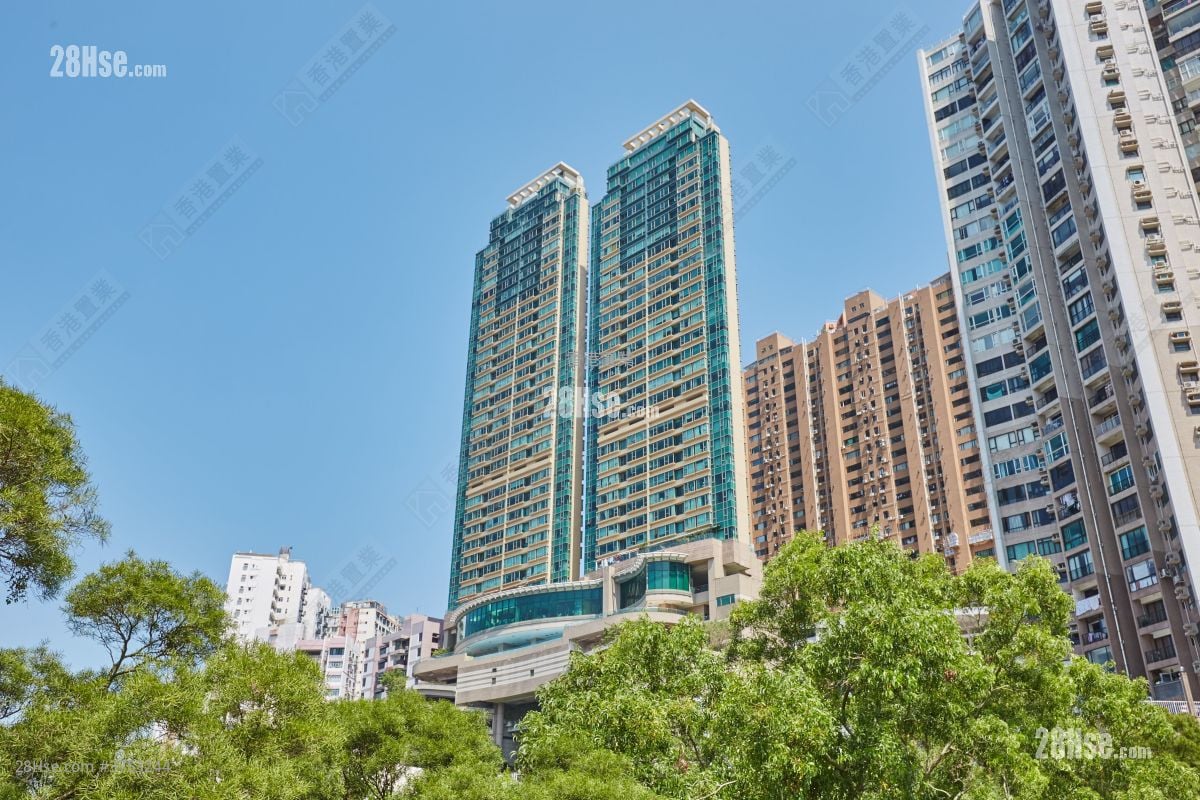 海天峰 售盘 3 房 935 平方尺