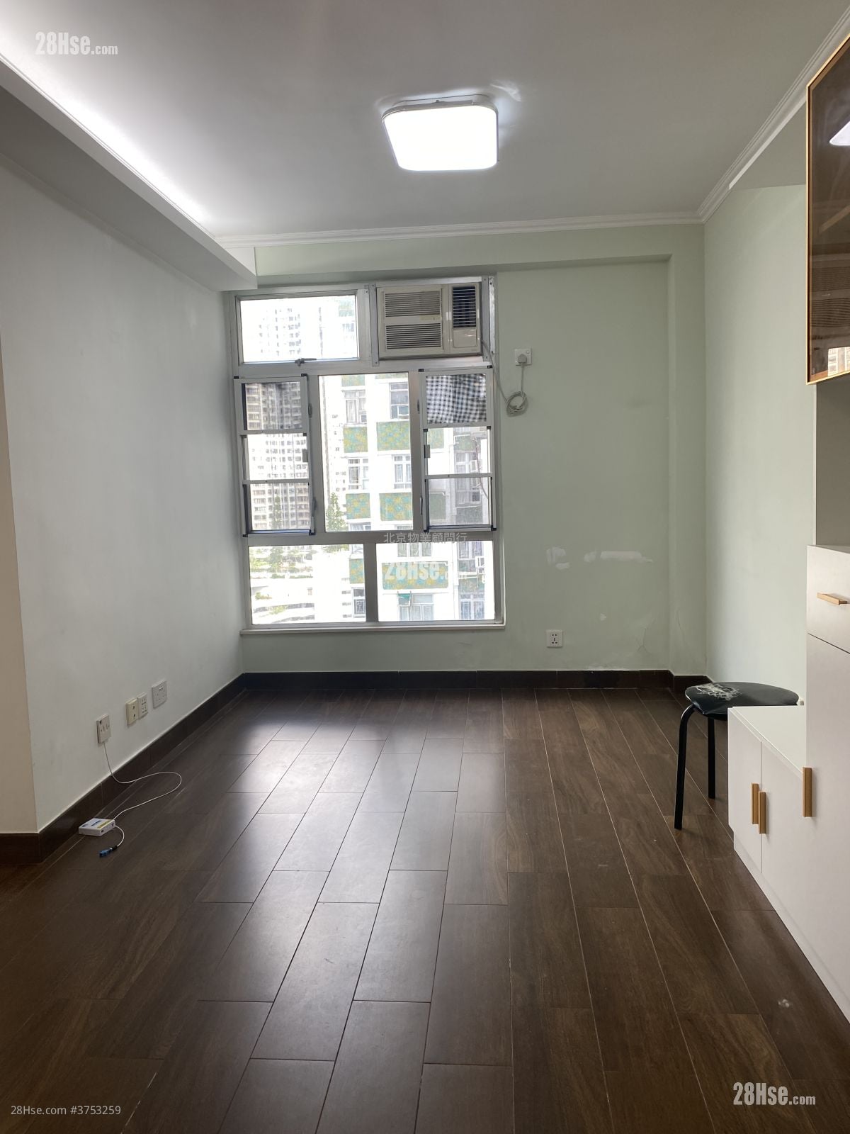 南豐新邨 租盤 2 房 , 1 浴室 391 平方呎